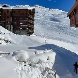 appartement-ski-aux-pieds-dans-residence-premium.hotels-rhonealpes.com/